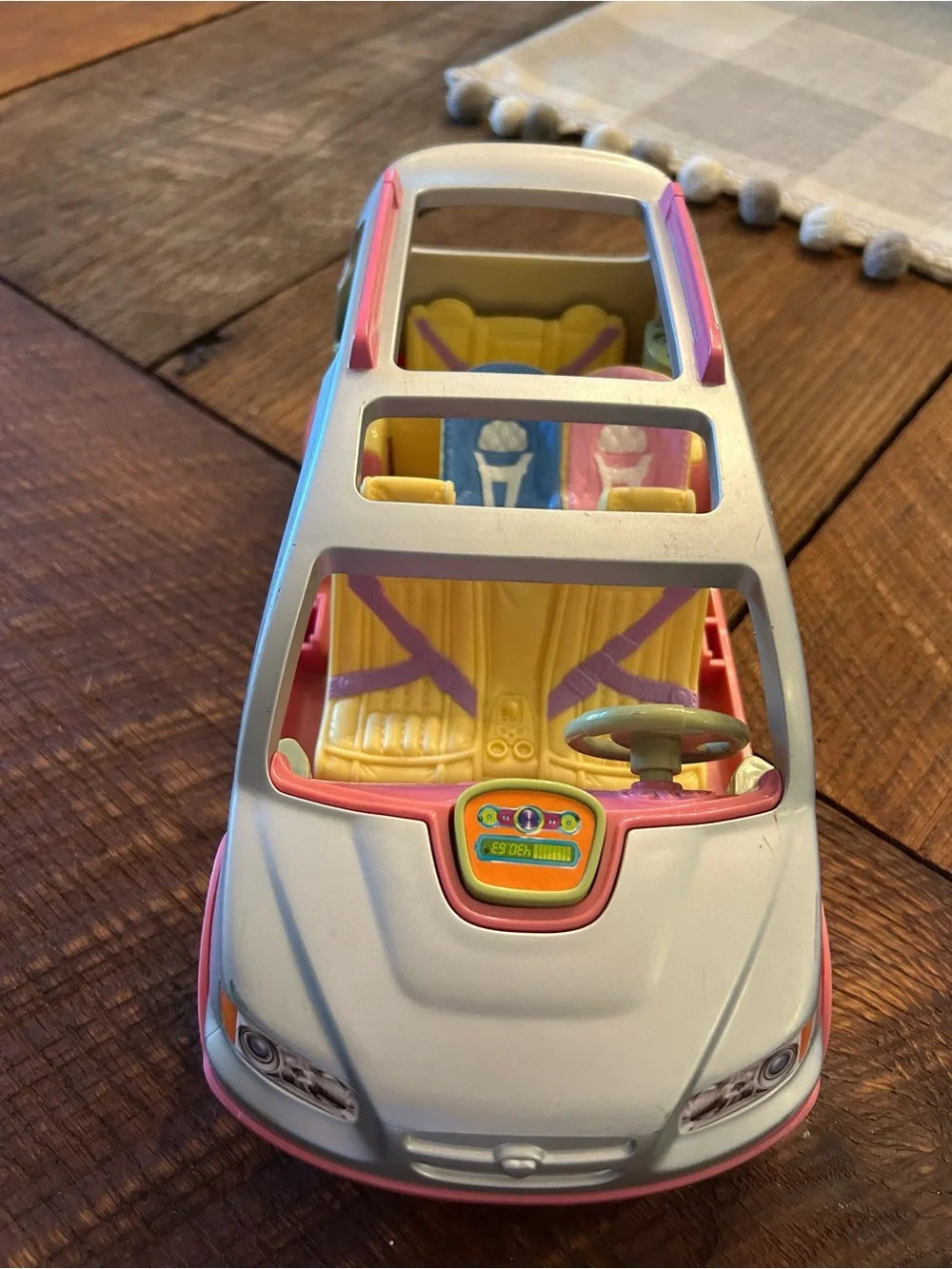 Fisher-Price Loving Family Twin Time Minivan with Car Seats- working sounds